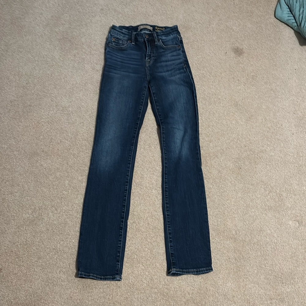7 jeans. Kimmie Straight leg